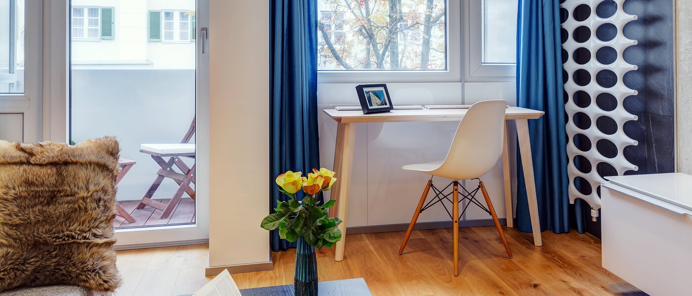 studio München Neuhausen 03 salon 9737