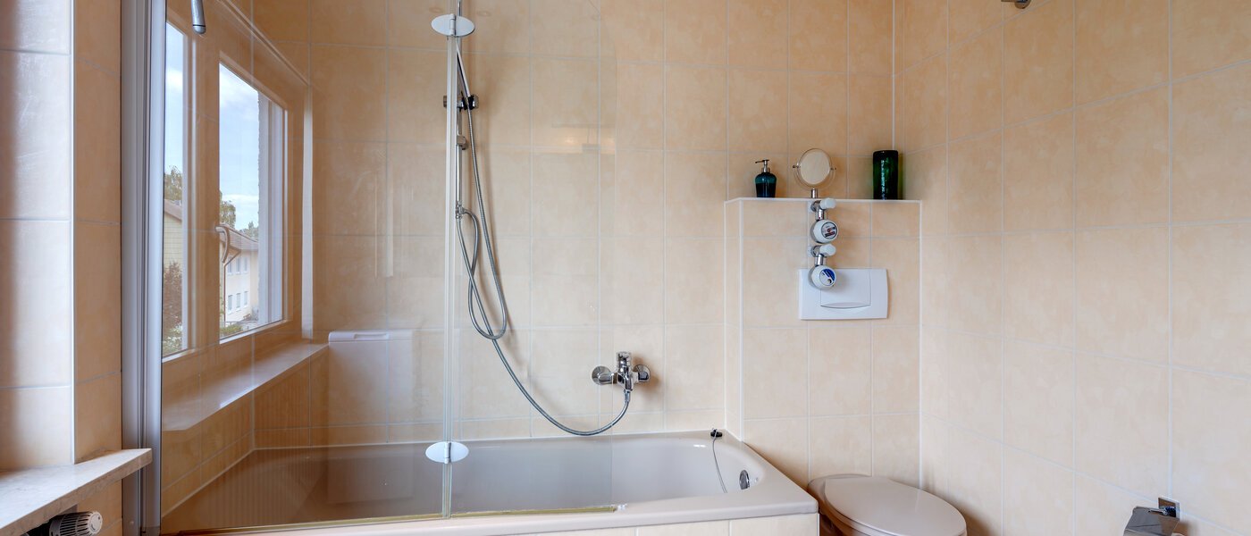 appartement München Berg am Laim 03 salle de bain 9783