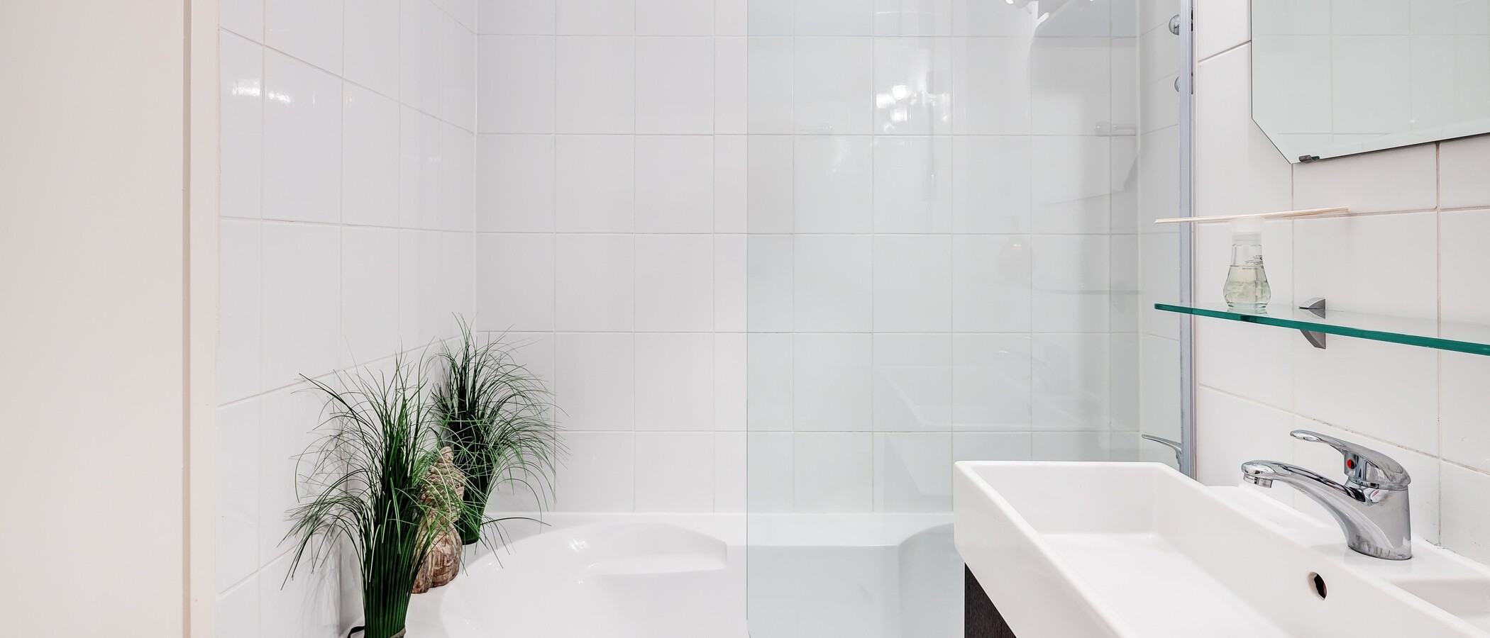 appartement München Schwabing-Nord (zw. Leopoldstraße & Englischen Garten) 01 salle de bain 9789