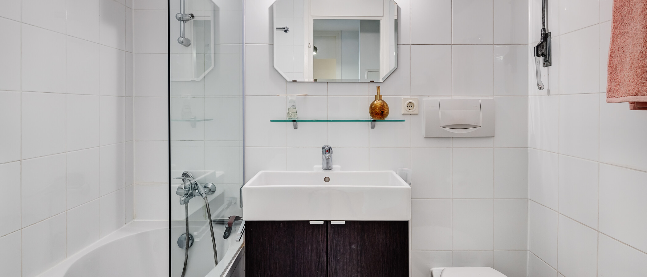 appartement München Schwabing-Nord (zw. Leopoldstraße & Englischen Garten) 02 salle de bain 9789