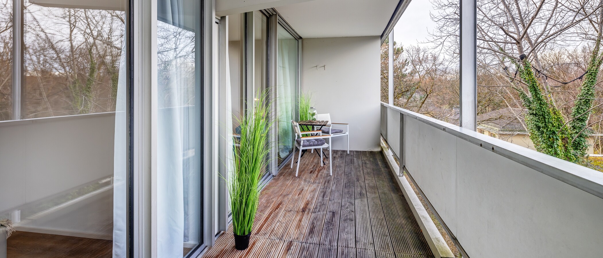 appartement München Schwabing-Nord (zw. Leopoldstraße & Englischen Garten) 02 loggia 9789