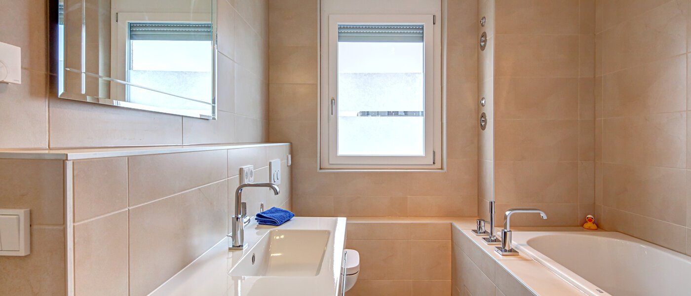 appartement München Parkstadt Schwabing 01 salle de bain 9790