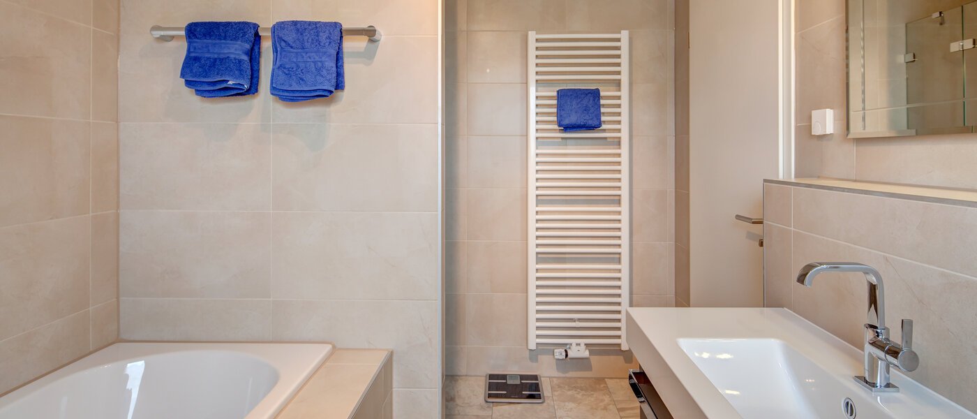 appartement München Parkstadt Schwabing 04 salle de bain 9790