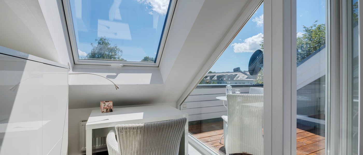 appartement avec terrasse sur le toit München Untermenzing 01 coin bureau 9794