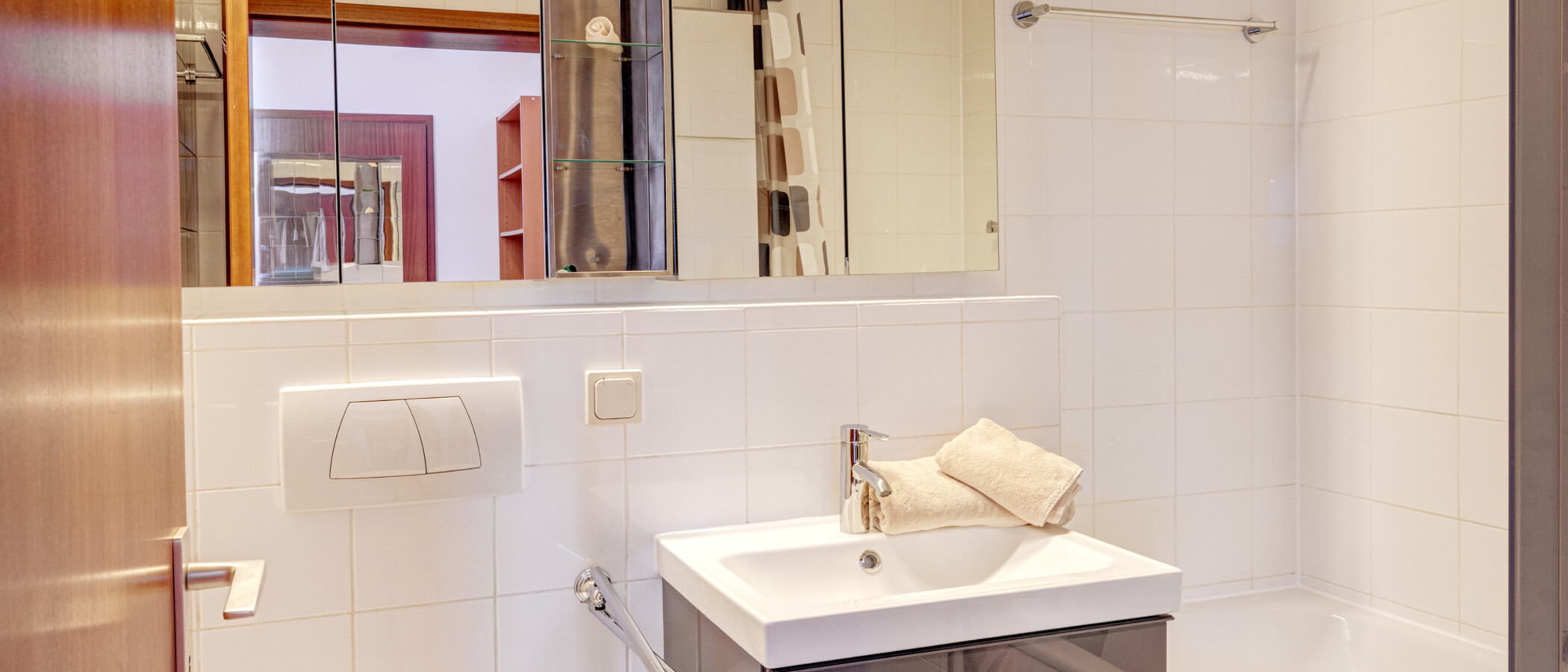 appartement sous les toits Ottobrunn 01 salle de bain 9824