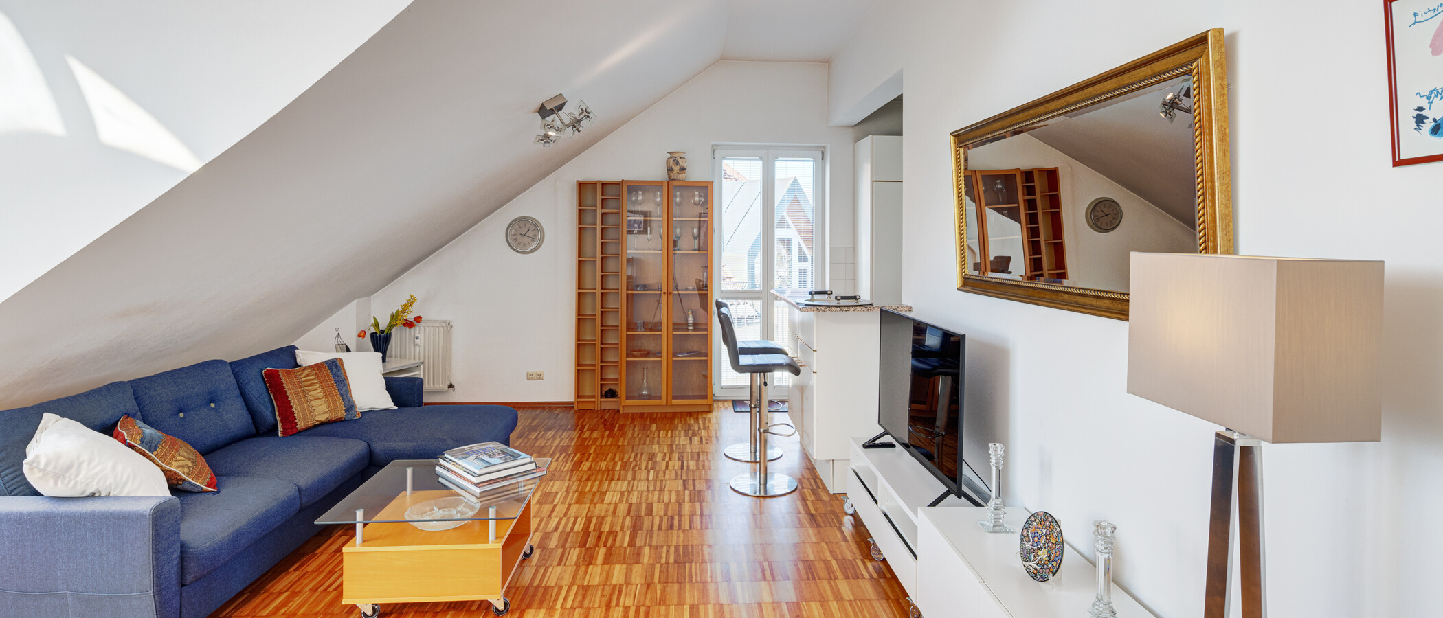 appartement sous les toits Ottobrunn 02 pièce à vivre 9824