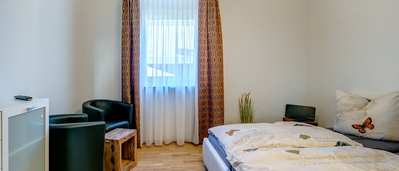 appartement München Hasenbergl 02 salon 9831