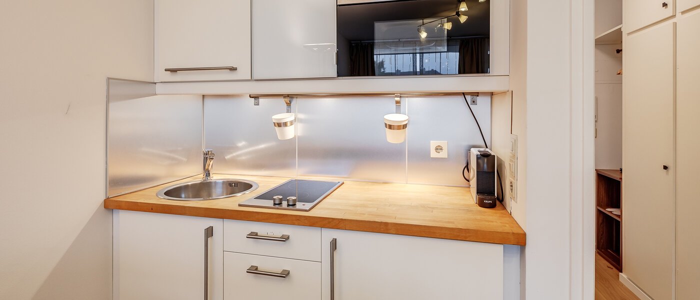 appartement München Schwabing-Nord (zw. Leopoldstraße & Englischen Garten) 01 cuisine 9873