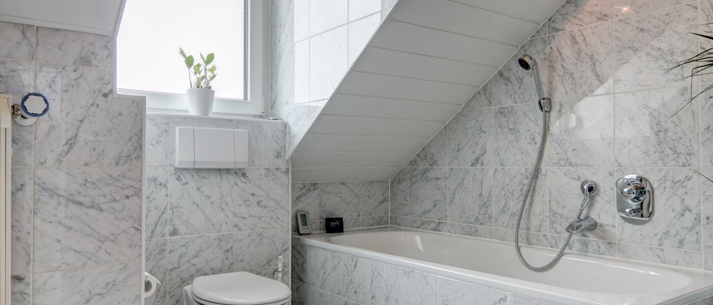 appartement sous les toits München Thalkirchen 02 salle de bain 9893