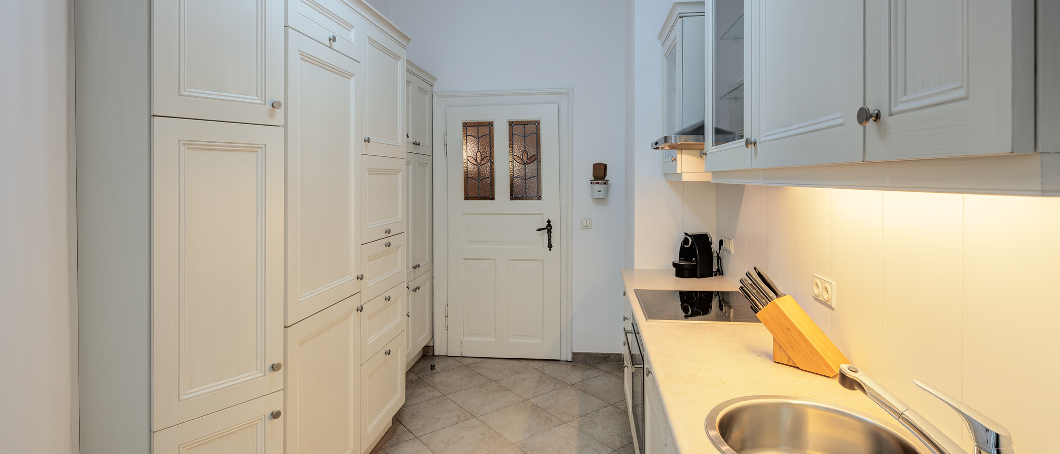 appartement München Schwabing-Nord (zw. Belgrad- & Leopoldstraße) 04 cuisine 9895