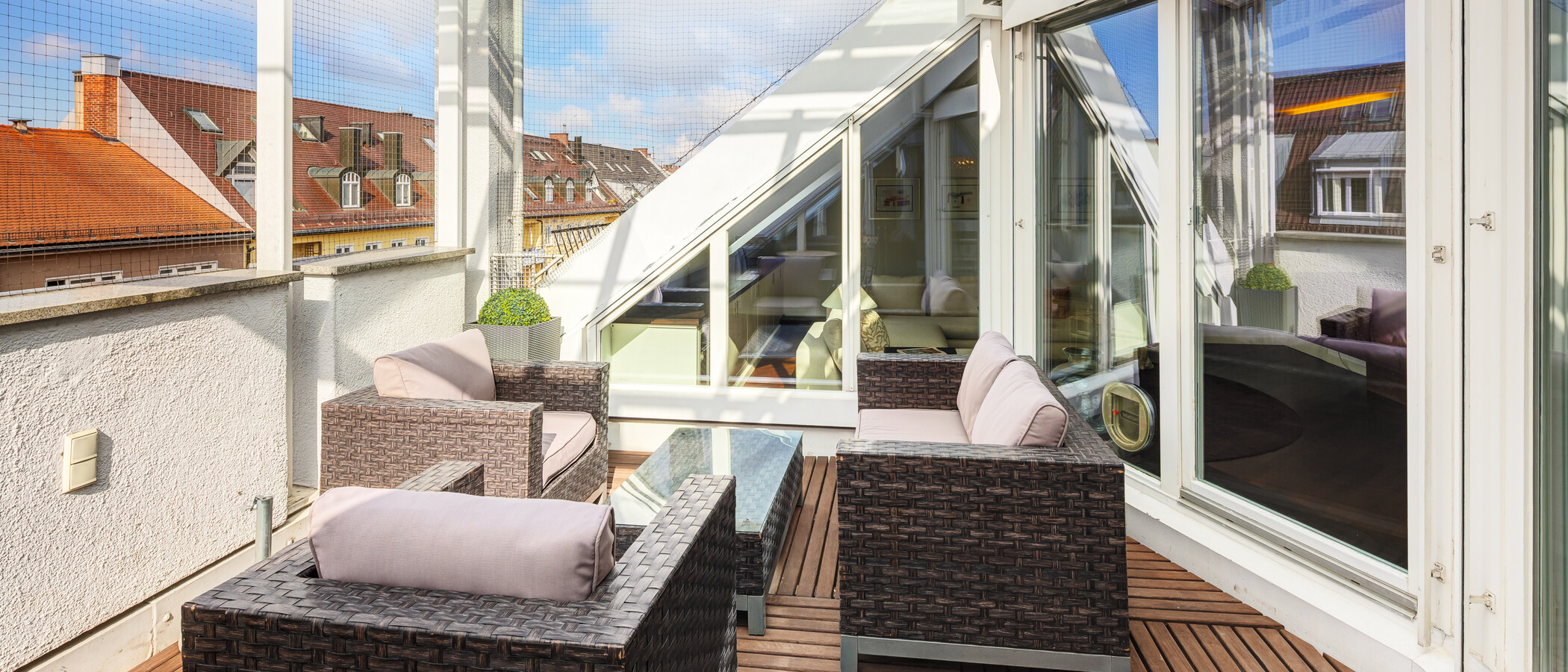 appartement style maisonnette avec mezzanine München Maxvorstadt - Museumsviertel 01 terrasse sur le toit 9925