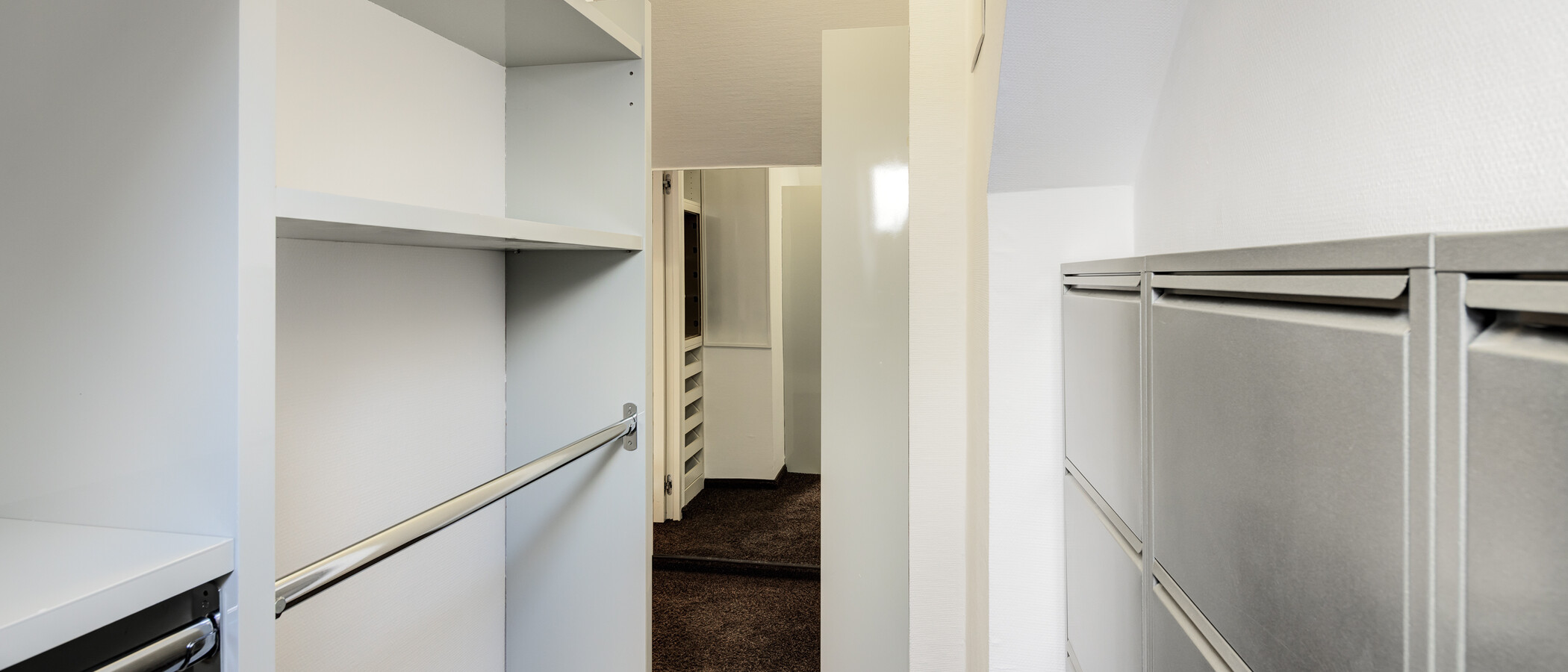 appartement style maisonnette avec mezzanine München Maxvorstadt - Museumsviertel 02 Penderie intégrée 9925