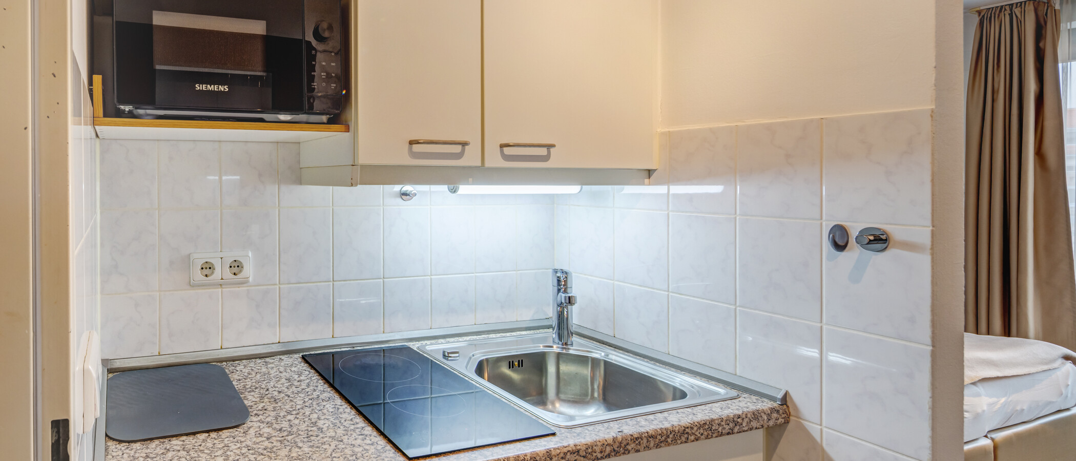 studio München Maxvorstadt 01 cuisine 9951