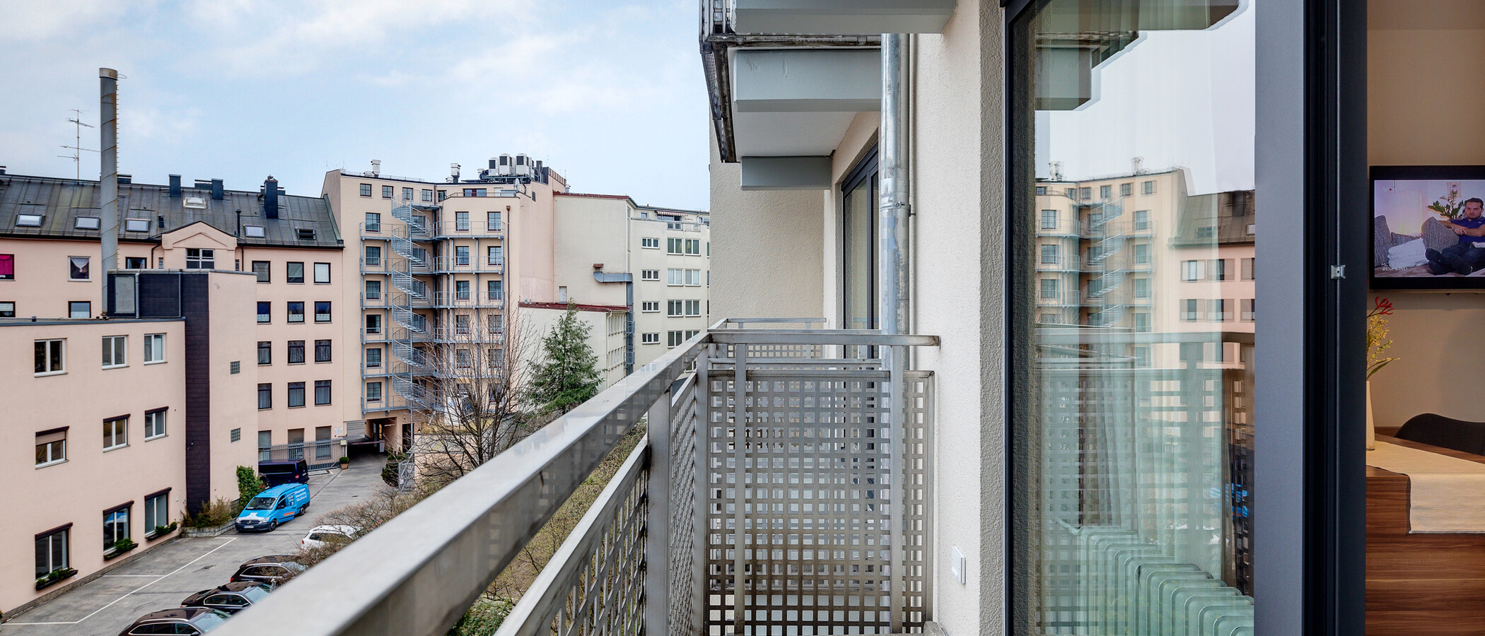 studio München Maxvorstadt 01 balcon 9951