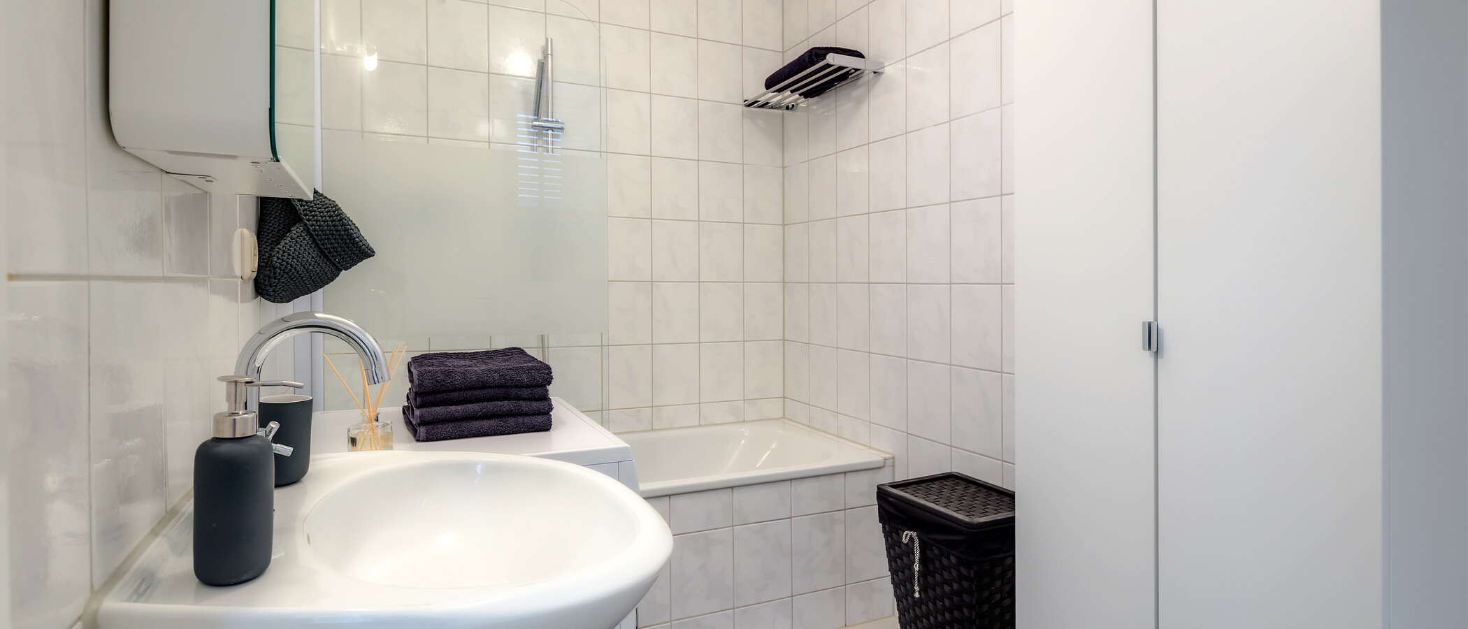 appartement München Schwabing-West (rund um den Hohenzollernplatz) 02 salle de bain 9957