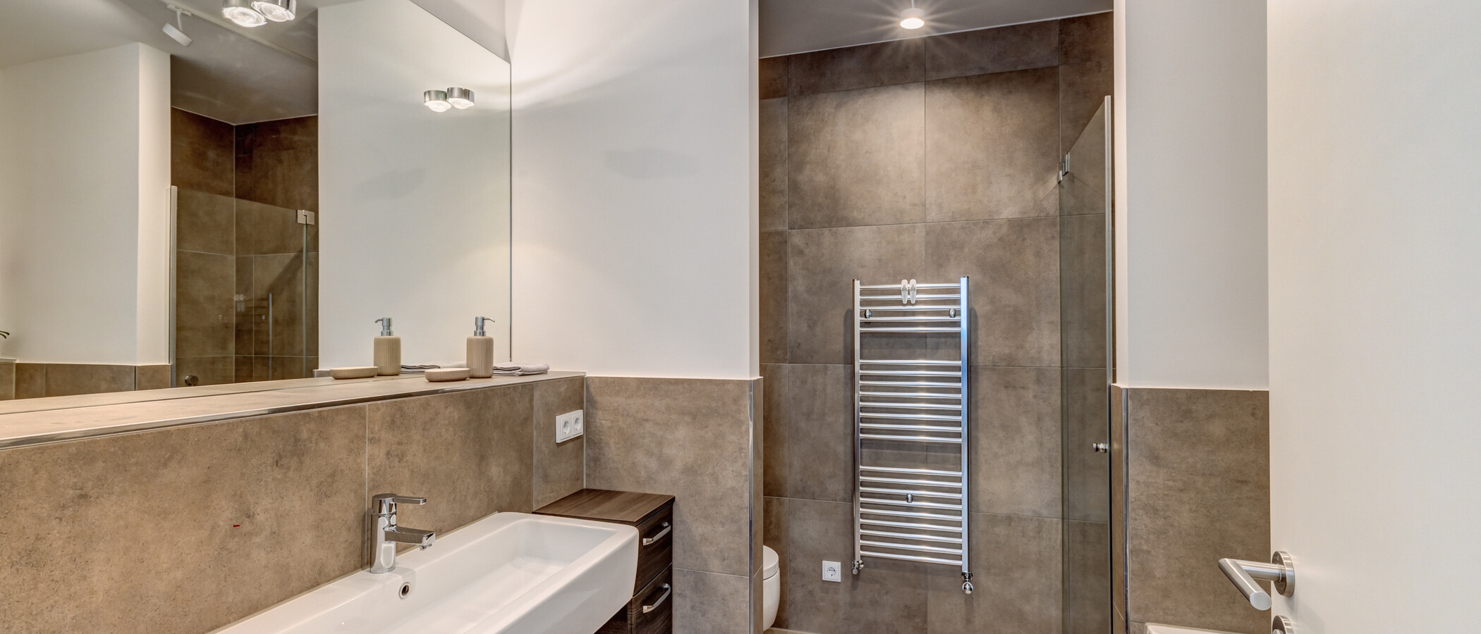 appartement München Ludwigsvorstadt 01 1ère salle de bain 9983