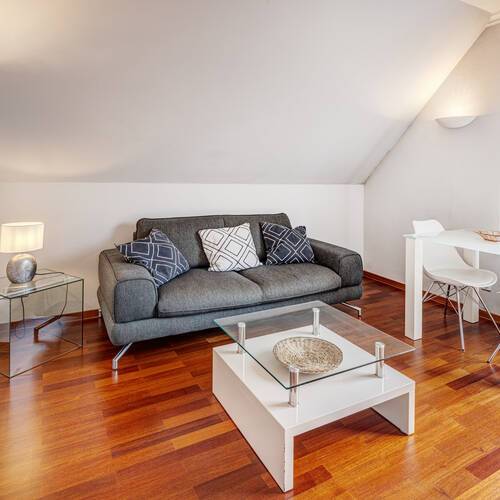 appartement sous les toits avec 2 pièces | Munich-Oberföhring | 1206