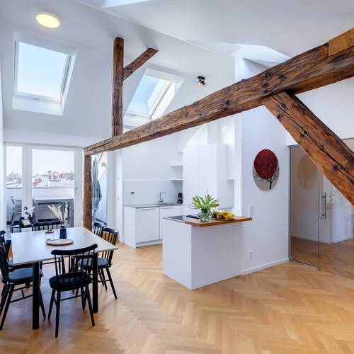 appartement sous les toits avec 4 pièces | Munich-Isarvorstadt | 12963