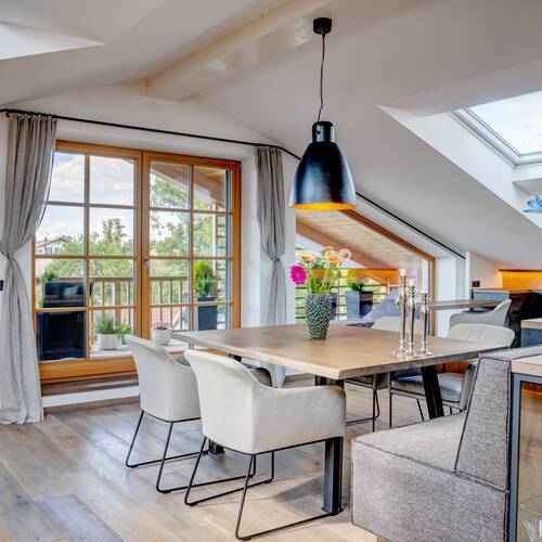 appartement sous les toits avec 2 pièces | Holzkirchen | 13582