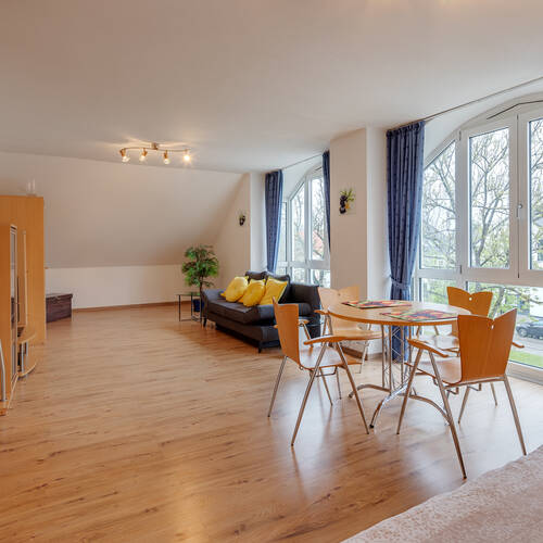 appartement sous les toits avec 1 pièce | Munich-Waldtrudering | 6182