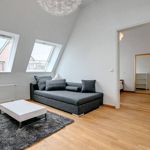 appartement sous les toits avec 2.5 pièces | Munich-Neuhausen | 7084
