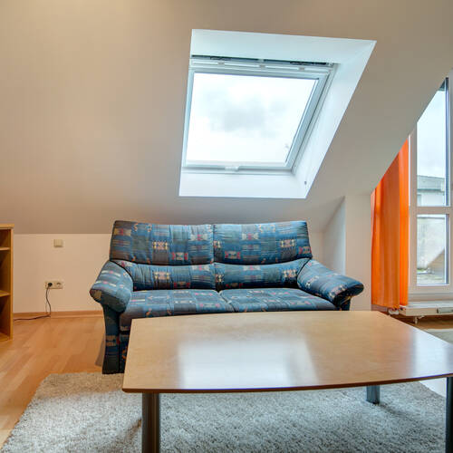 appartement sous les toits avec 1 pièce | Munich-Moosach | 8631