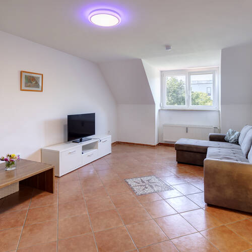 appartement sous les toits avec 2 pièces | Munich-Trudering | 9072