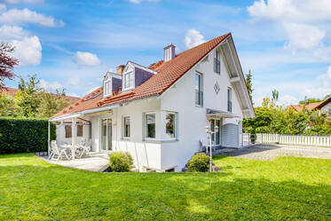 Maison belle et meublée à Hallbergmoos