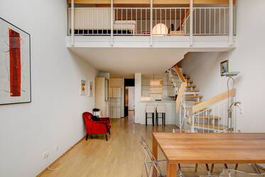 Appartement avec mezzanine très beau et meublé à Nymphenburg-Gern