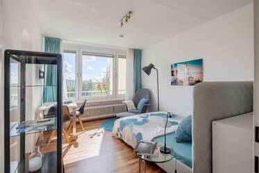 Appartement très beau et meublé à Oberföhring