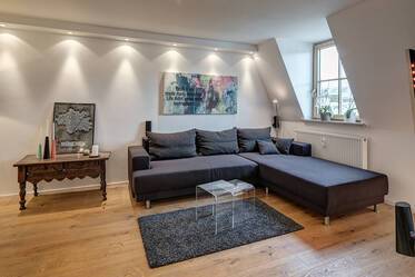 Appartement très beau et meublé à Schwabing