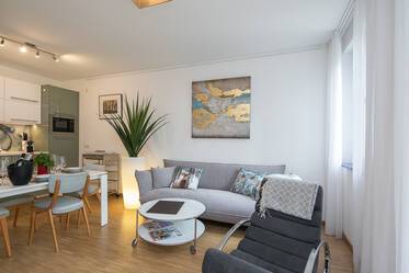 Appartement très beau et meublé à Maxvorstadt