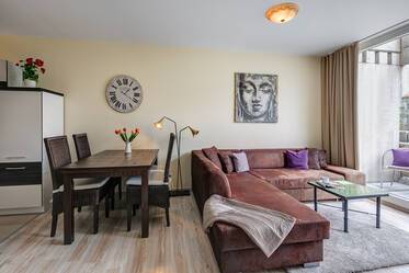 Appartement très beau et meublé à Schwabing