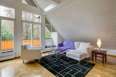 Appartement avec terrasse sur le toit beau et meublé à Herzogpark