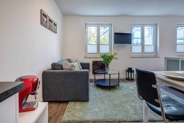 Appartement très beau et meublé à Milbertshofen