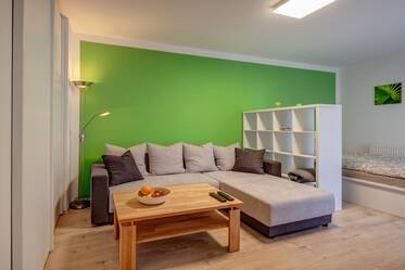 Près de Goetheplatz : appartement d&#039;époque de 1,5 pièce nouvellement meublé