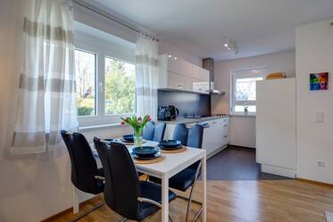 Appartement style maisonnette très beau et meublé à Gröbenzell