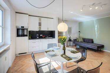 Appartement meublé à Schwabing, à 5 minutes de la ligne de métro U6 à Nordfriedhof