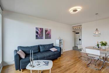 Appartement beau et meublé à Sendling