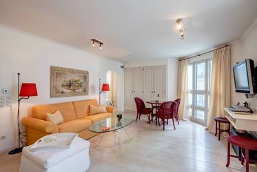 Appartement très beau et meublé à Altstadt
