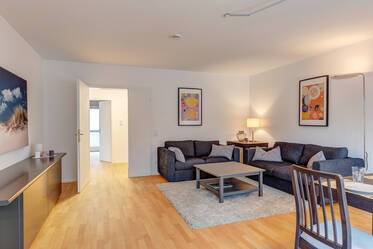 Appartement très beau et meublé à Schwabing