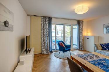 Appartement très beau et meublé à Zorneding