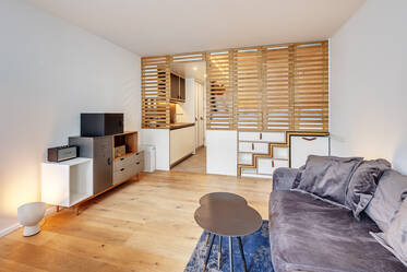 Appartement de luxe avec mobilier sur mesure