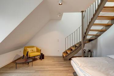 Appartement style maisonnette beau et meublé à Nymphenburg-Gern