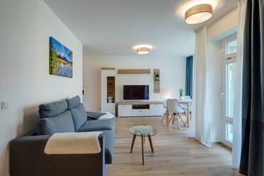 Appartement très beau et meublé à Johanneskirchen