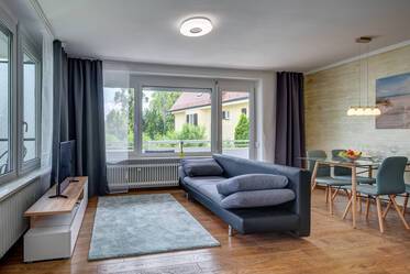 Appartement très beau et meublé à Obermenzing