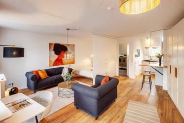 Appartement sous les toits très beau et meublé à Lehel