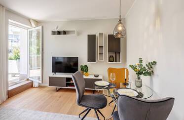 Appartement beau et meublé à Westpark