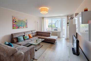 Quartier résidentiel calme et verdoyant avec des arbres