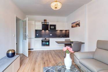 Appartement très beau et meublé à Oberföhring